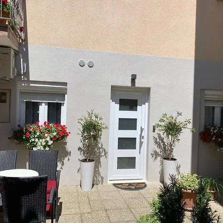 Luxury Apartment Knezovic Sinj Exterior foto